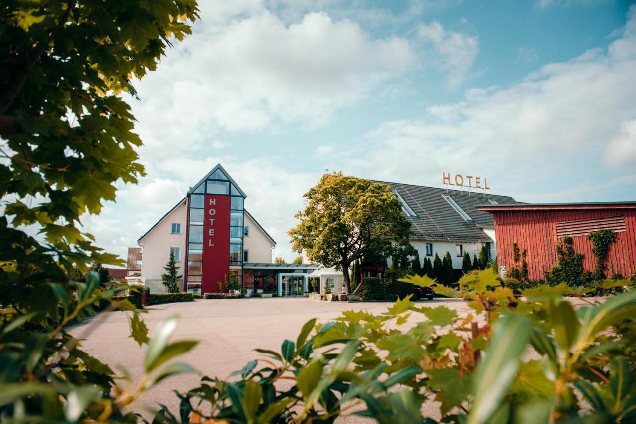 Hotel Ochsen & Restaurant Merklingen Exterior photo